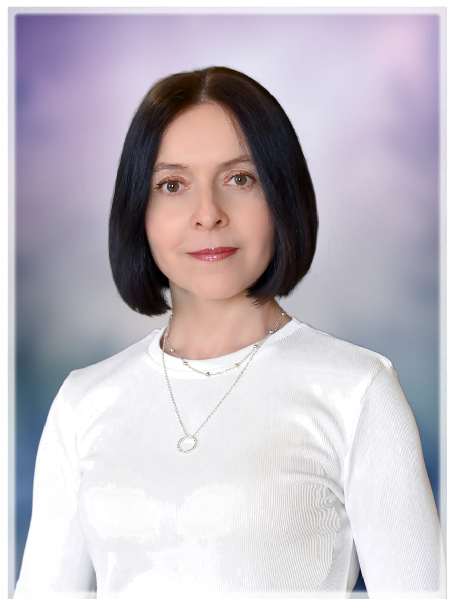 Инструктор по физической культуре Карлина Любовь Анатольевна.